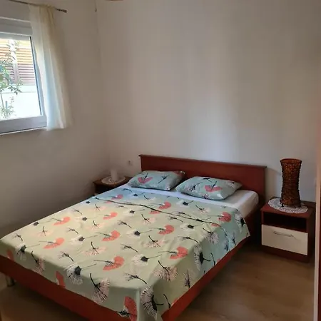 Julka Apartament *